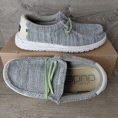 Hey Dude Shoes Youth Y4 Women L5 Gray Wally Sox Stone Slip On Loafers Sneakers