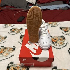 Brand New In The Box Nike Court Borough Low 2 (GS) Size 5Y, 5.5Y, 6Y, 6.5Y, 7Y