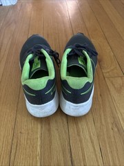 Nike Star Runner 2.0 Lightweight Running Shoes Grey/Green Size 6.0 Youth