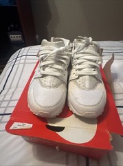 Nike Huarache Run Gs Size 6.5y White Clean