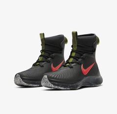 Kids Nike Binzie waterproof Winter Boot Size 3Y