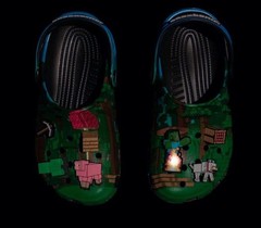 Crocs x Minecraft Pre-School Kids Classic Clog (J3) 210830-90H