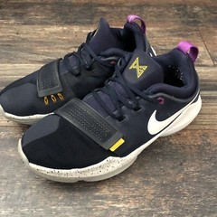 Nike PG 1 GS „Ferocity“ Size 7Y Navy Blue Purple White Basketball Shoes