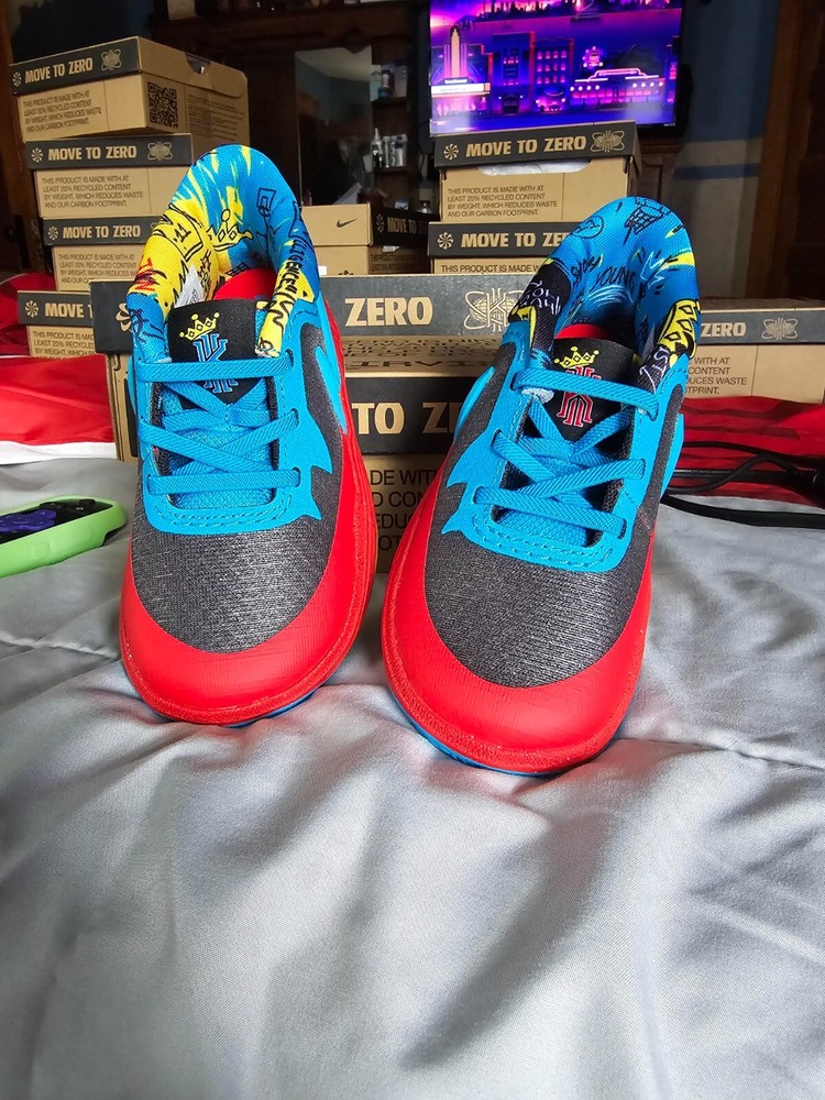Black/Tour Yellow Kyrie 8 SE (TD) Size 9C