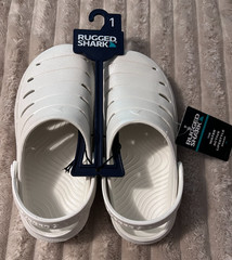 RUGGED SHARK EVA CLOGS-LITTLE KID 1-WHITE-SLIP-ONS-NWT!