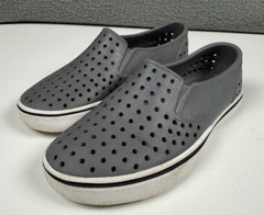 Native Shoe Kids Unisex Beach Water Dark Grey Miles Slip-On Sneaker J1 1 Youth