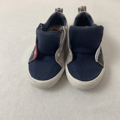 Tommy Hilfiger Size 12K Space Jam – A New Legacy Bugs Bunny Sneakers Shoes