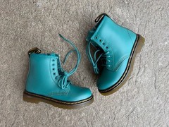 Dr. Martens 1460 kids collection size 9 EU 26 NEW teal green