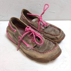 Twisted X Driving Mocs Big Kids Size 3.5 Bomber / Neon Pink Breast Cancer Ribbon