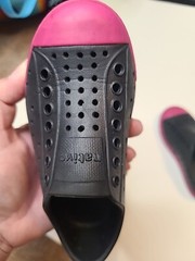 Native Shoes Regatta Black& Shell Pink – Jefferson Kids Waterproof – Kids 9