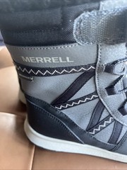 Merrill Kids Winter Boots Size 2