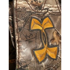 Under Armour 4D foam Real Tree camo slip on slides size 12 kids