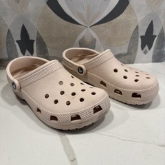 Crocs Classic Clog Sandals Comfortable 206991-6UR Quartz Kids Sz J5 Women’s 7
