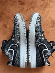 Nike Air Force 1 Low Top Kids Sneakers Black/White/Gray Size 8 DM0590-001