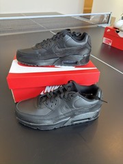 CD6864-028 Youth Nike Air Max 90 LTR (GS) Size 7 Black/Black