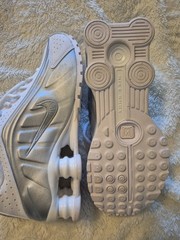 Nike Shox R4 White and Metallic Silver, size 6Y, fits Women’s 7.5 New w/o Box