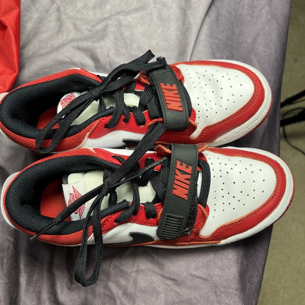 Nike Air Jordan Legacy 312 Low Chicago Red GS Shoes Size 5Y Sneakers
