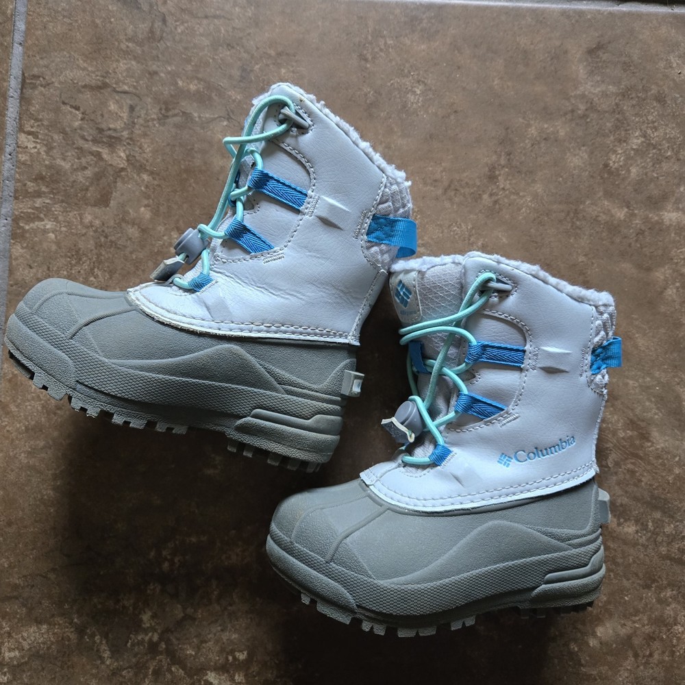 Columbia little kid childrens Bugaboot Waterproof 9 boots camping winter outdoor