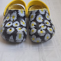 Crocs Kids Clogs Unisex Multicolor US 7 Slip-On Casual Shoes