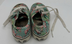 Vans~ Flamingo Pattern Skateboard Shoes/Sneakers Size: Kids 10.5