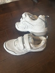 Athletech Unisex White Walking Sneakers Size 10.5 M With Hook Loop Shoes