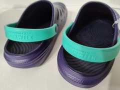 Rugged Shark Washable, Floatable Comfort Clog- Kids Size 4
