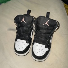 Nike Air Jordan 1 Mid SE (TD) Bleached Coral Sneakers Size 7C Toddler