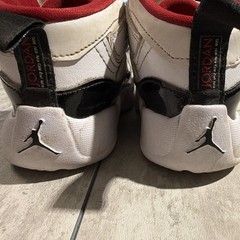 Jordan 6 Rings Kids Sneakers 10C White/Black/Red Hook & Loop Leather DQ8433