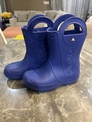 Crocs Handle It Classic Blue Rubber Rain Boots 12803 Youth Size J 2 Juniors