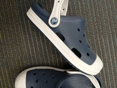 Crocs Kid’s Swiftwater Wave Sandal, Navy/White, Us j3(EU 34-35)