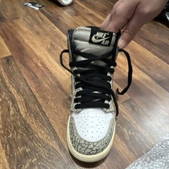 NICE!! Nike Air Jordan 1 Retro High OG GS Elephant Print Sneakers 5Y