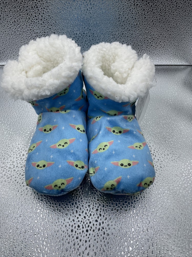Slippers Plush Booties W/ Grips Toddlers Shoe Size 4 To 10 Mandalorian Star Wars