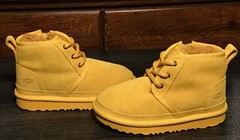 UGG Neumel II UGGplush Wool Lined Suede Kids‘ Chukka Boots US size 11 Amber NEW