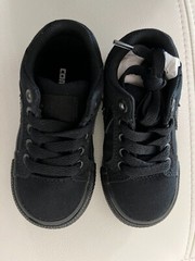 Converse Cons El Distrito Ox Triple Black Low Top – Infant Size 6