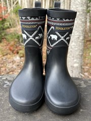 Pendleton Child’s Boots Size 11-12 Lost Trail Mid Boot Black w/Bears New In Box
