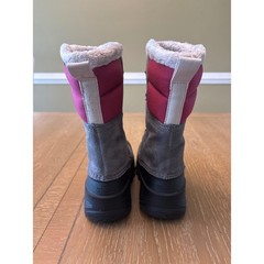 The North Face Alpenglow IV Winter Boots Kids 3 Gray Pink Waterproof Insulated