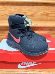 Kids Nike Binzie waterproof Winter Boot Size 1Y