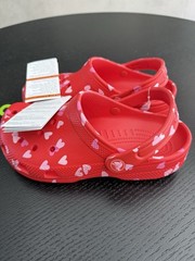 Crocs Kids Classic Valentines Day Clogs Cherry Red Size J4 Youth