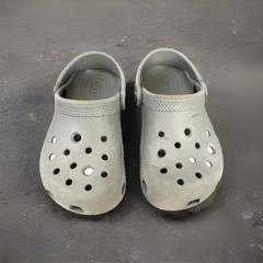 crocs iconic comfort clogs Kids Size 9 Gray Sandal Slide Slip On