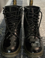 Dr. Martens Kid’s Collection 1460 Junior Delaney Lace Up Fashion Boot Big Kid 3