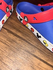 Mickey Mouse Crocs size 10/11c White and Blue Colored Light UP Toddler Kids