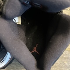 AIR JORDAN 11 Bred SIZE 4Y 2012 RELEASE W/ Box EUC