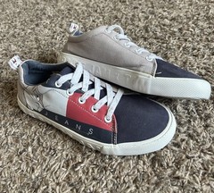 Tommy Hilfiger Space Jam Bugs Bunny Shoe Youth 4
