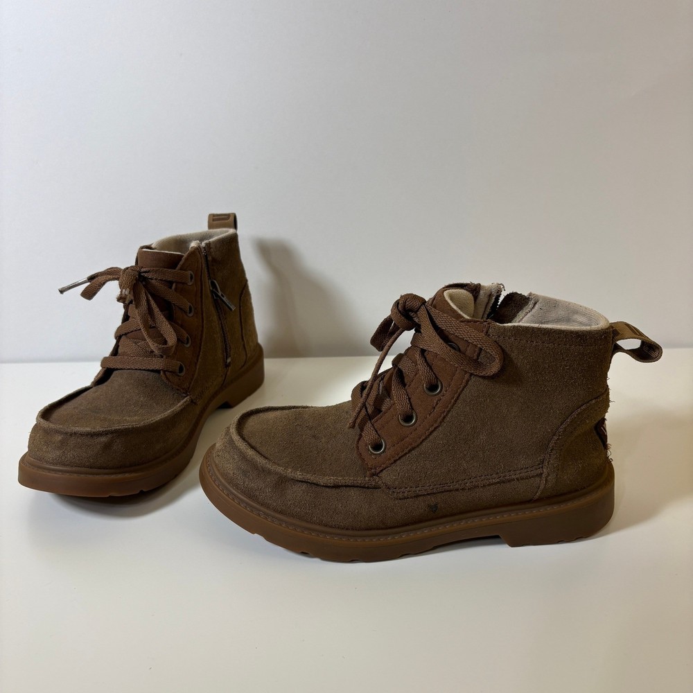 UGG Kids Chelham Moc Toe Clima Moda Suede Lug Sole Boots Size 2 Brown Unisex