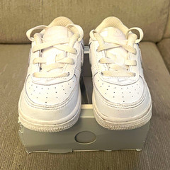 Nike White Low Top Lace Up Sneaker Round Toe Logo US 5 Unisex Kids