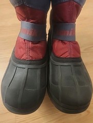 Kamik Kids Lined Snow Boots Gray/ Black/Maroon Size 4 Waterproof Removable Liner