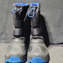 Thermolite Snow Boots Size 2