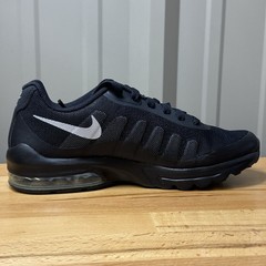 Nike Air Max Invigor GS Black Wolf Grey Youth 6Y 749572-003 NIB