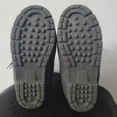 Magellan Youth Boots Size 2