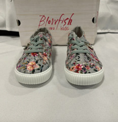 Size 10 Kids Blowfish Fruit TDPR 0096037-3 Lace Up Floral Gray Sneaker Shoes